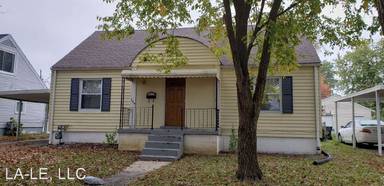 Main picture of 224 Iroquois Ave