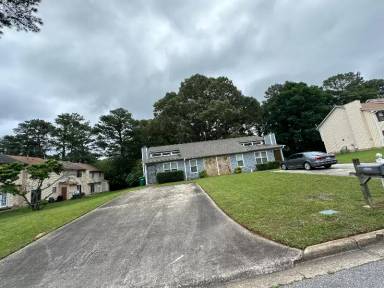 Main picture of 5544 Windwood Rd
