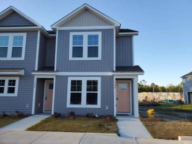 Main picture of 122 Smallwood Rd