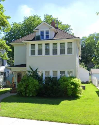 Main picture of 2739 Buchanan St NE