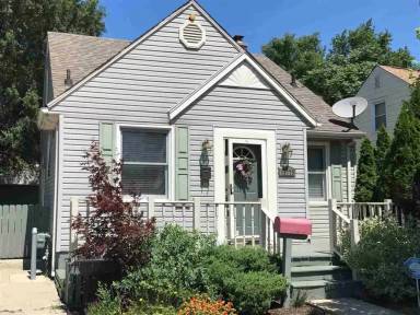 Main picture of 16165 Forest Ave