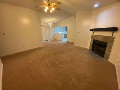 Main picture of 612 Independence Dr