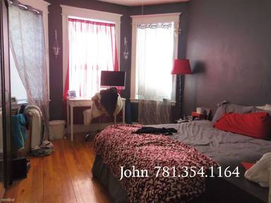 Main picture of 221 Kelton St