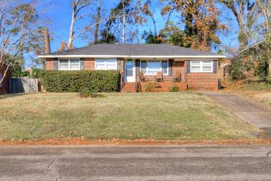 Main picture of 1127 Magnolia Dr