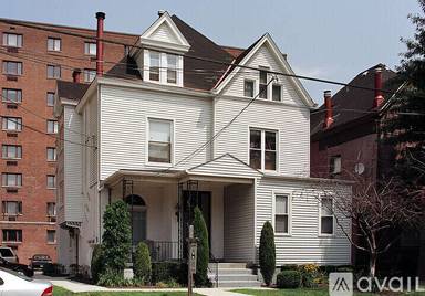 Main picture of 6323 Howe St