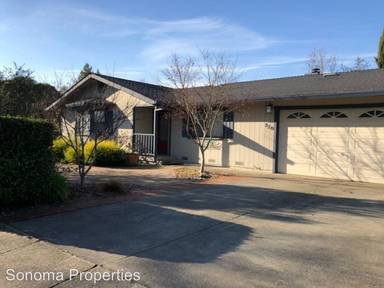 Main picture of 320 Arbor Ave