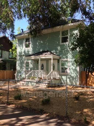 Main picture of 1636 Pine St