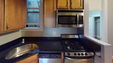 Main picture of 65 Burbank St