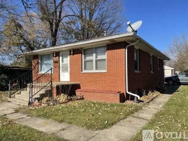 Main picture of 2201 E Ash St