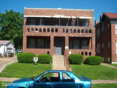 Main picture of 4414 Michigan Ave