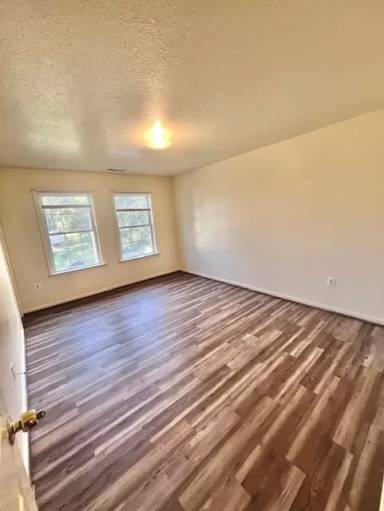 Main picture of 12252 Piney Ln