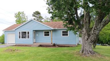 Main picture of 144 S Glenn St
