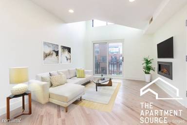 Main picture of 944 W Grace St Apartments
