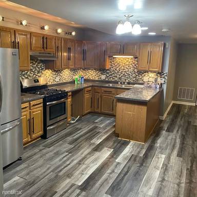 Main picture of 7026 S Cregier Ave