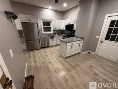 Main picture of 36 S Spring St