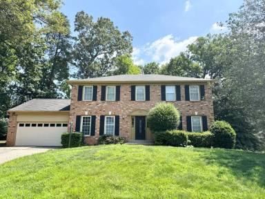 Main picture of 15407 Skyline Dr