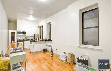 Main picture of 147 E 30th St