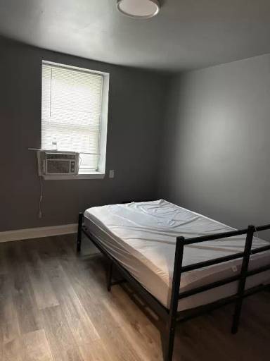 Main picture of 313 Old Reading Pike