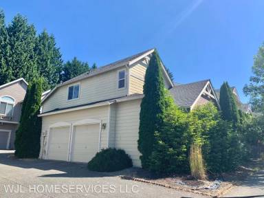 Main picture of 15019 NE 8th Pl
