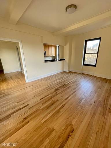 Main picture of 166 2nd Ave Apartments