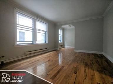 Main picture of Roscoe Apartments