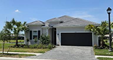 Main picture of 5897 Sunningdale St