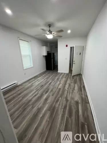Main picture of 1706 W Allegheny Ave