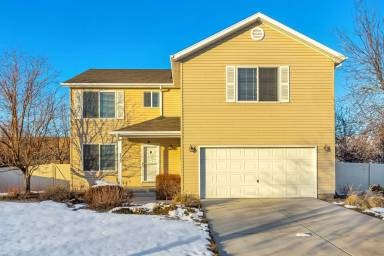 Main picture of 732 W 180 S