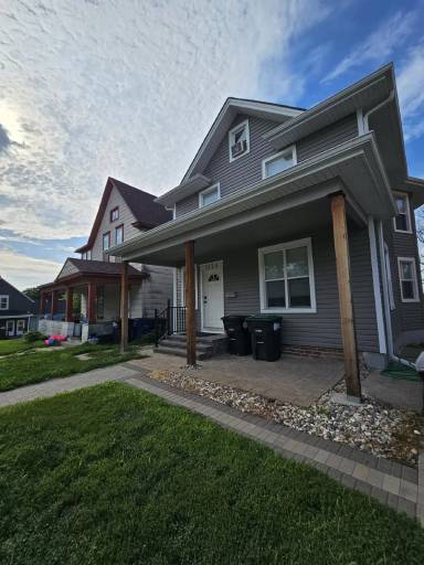 Main picture of 3126 Cass St