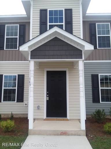 Main picture of 100-106 W Murrow Ln