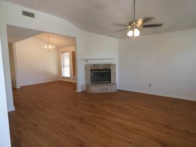 Main picture of 4248 Iris Ave