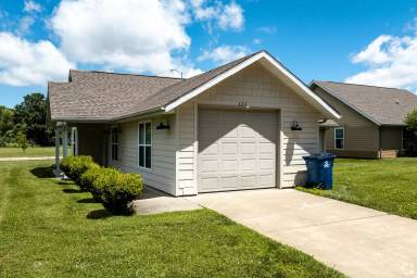 Main picture of 604 E Sunset St