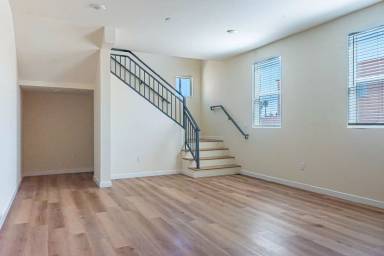 Main picture of 16753 Sherman Way