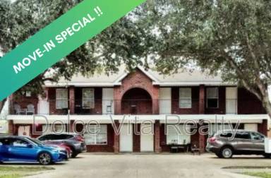 Main picture of 610 N Broadway St