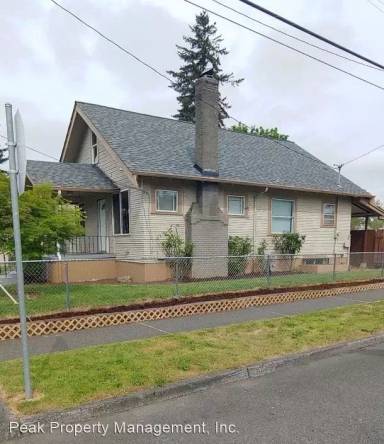 Main picture of 9655 SE Ramona St