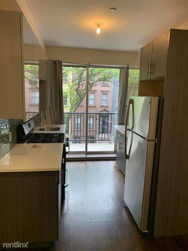 Main picture of 209 Spencer St