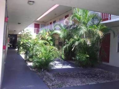 Main picture of 2245 Madison St