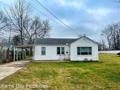 Main picture of 2556 34th St NE