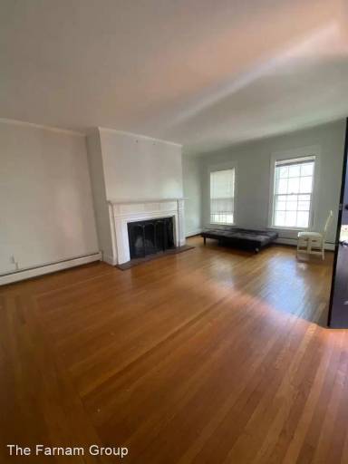 Main picture of 256 Bradley St