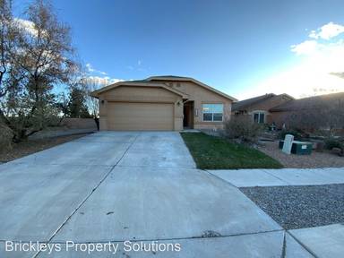 Main picture of 9404 Mogollon Dr NW
