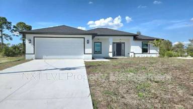 Main picture of 423 NE 31st St