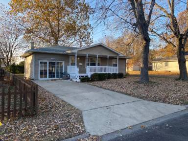 Main picture of 3807 N Faber Ave