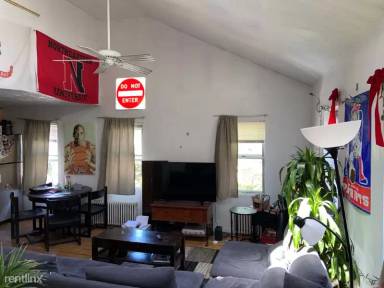 Main picture of 12 Shepard St