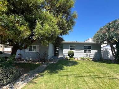 Main picture of 4584 Harbinson Ave