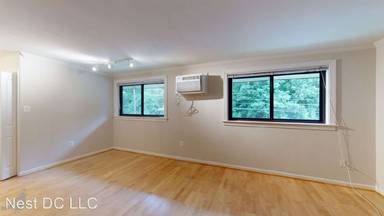 Main picture of 3101 Naylor Rd SE