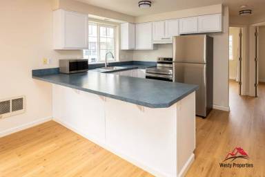 Main picture of 1227 SE Boise St