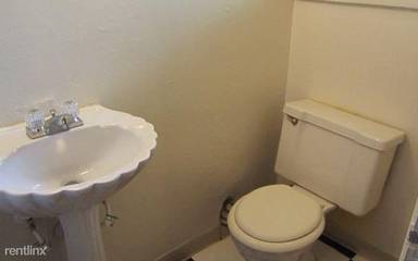 Main picture of 1577 Meadow Rd