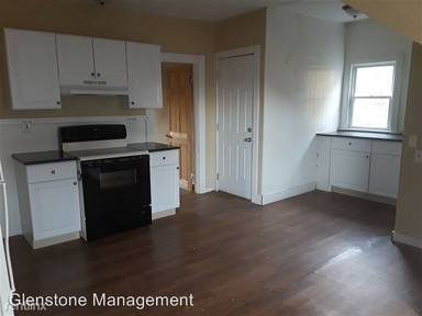 Main picture of 187 Camp St