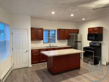 Main picture of 59 E Main St