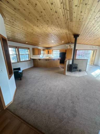 Main picture of 15608 Waterloo Cir